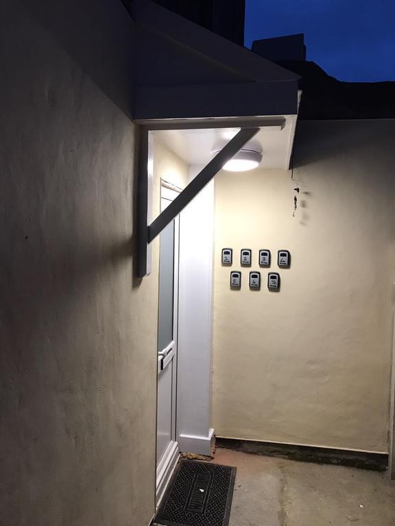 Casa Fresa Franks Serviced Accommodation Liverpool Esterno foto