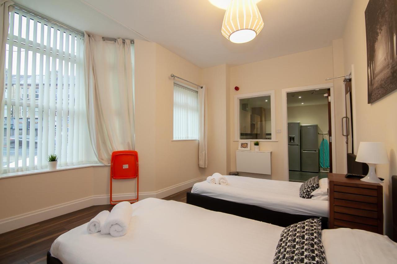 Casa Fresa Franks Serviced Accommodation Liverpool Esterno foto