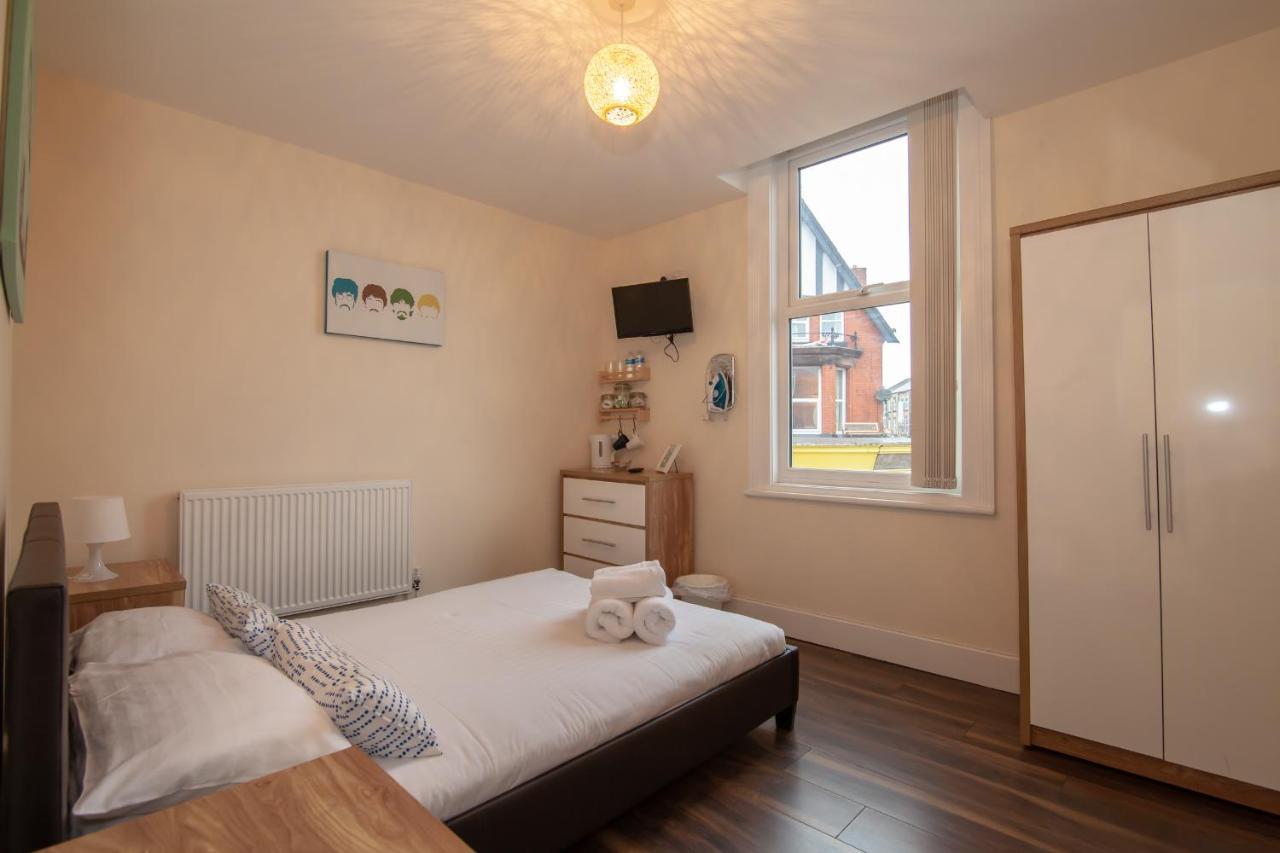 Casa Fresa Franks Serviced Accommodation Liverpool Esterno foto