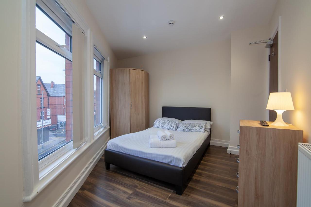 Casa Fresa Franks Serviced Accommodation Liverpool Esterno foto