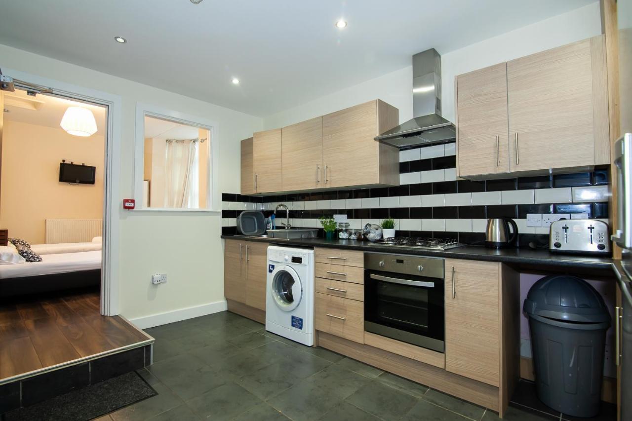 Casa Fresa Franks Serviced Accommodation Liverpool Esterno foto