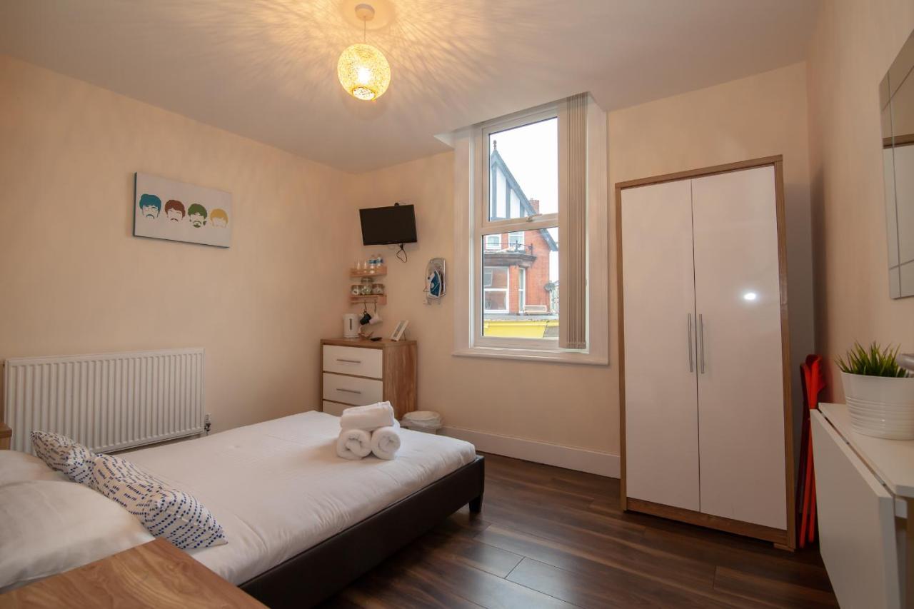 Casa Fresa Franks Serviced Accommodation Liverpool Esterno foto