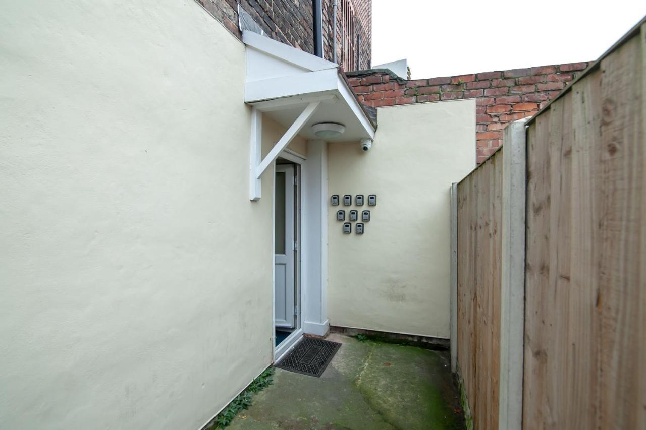 Casa Fresa Franks Serviced Accommodation Liverpool Esterno foto