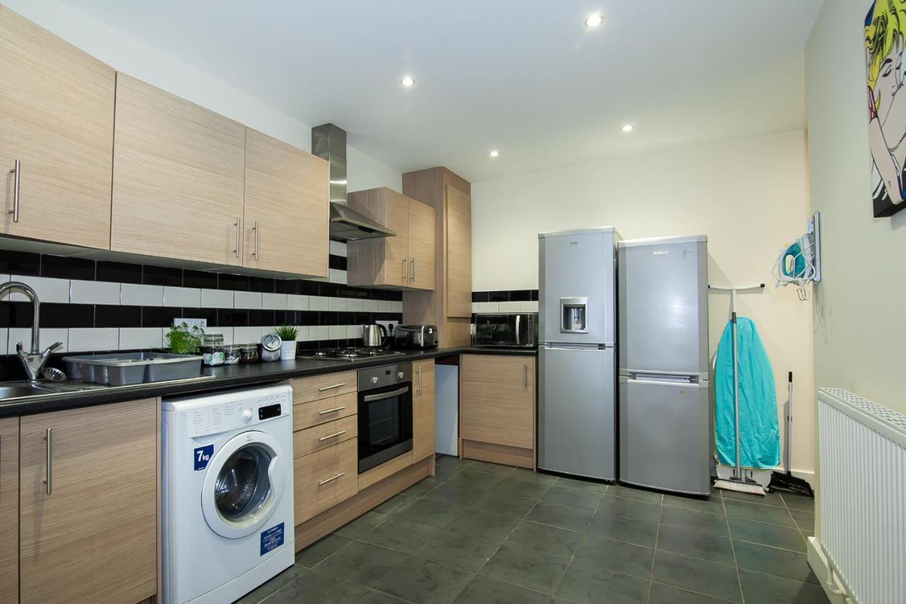 Casa Fresa Franks Serviced Accommodation Liverpool Esterno foto