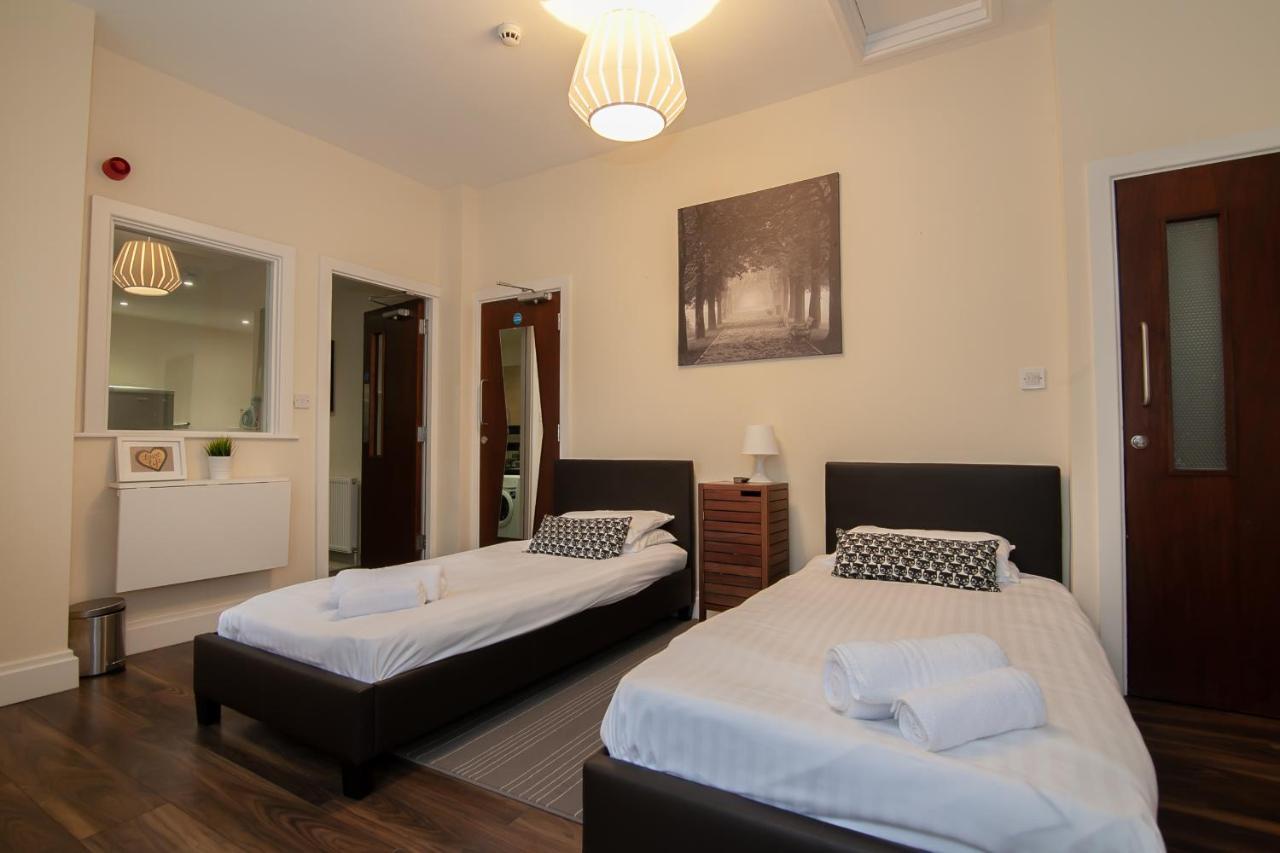 Casa Fresa Franks Serviced Accommodation Liverpool Esterno foto