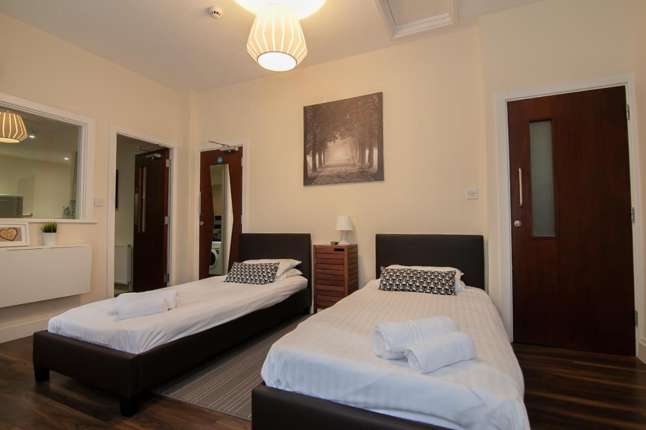 Casa Fresa Franks Serviced Accommodation Liverpool Esterno foto